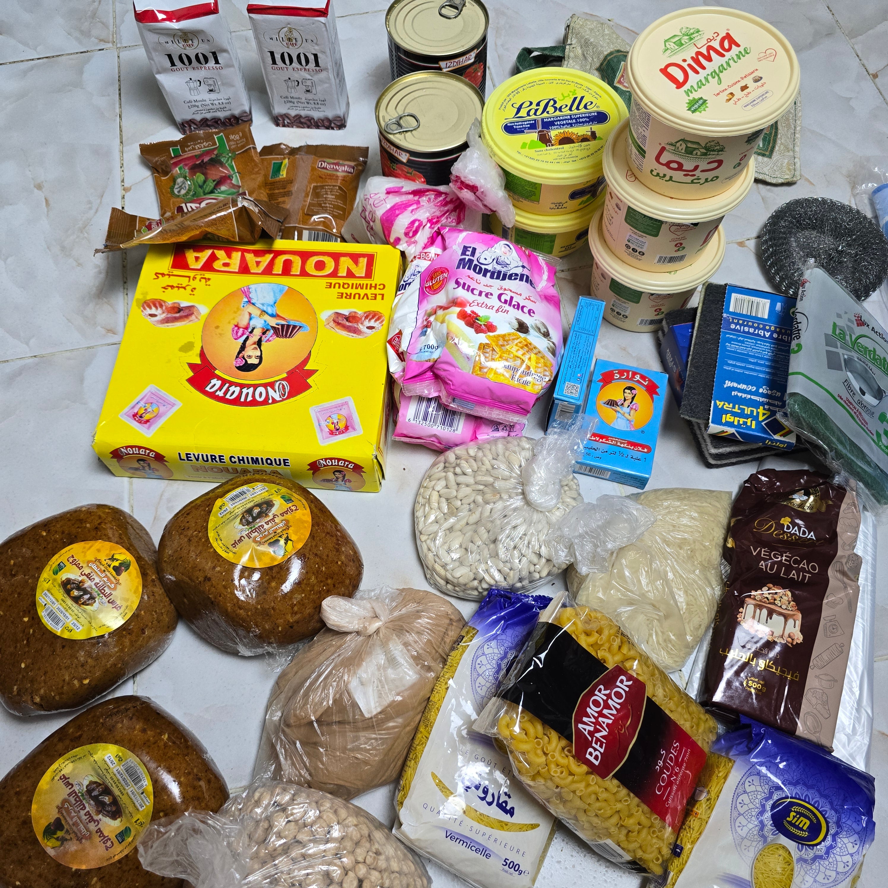 رفوف تخزين بعجلات متعددة الطوابق _ حل عملي لتوفير المساحة